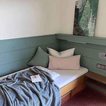 Haus Am Wald Gasthof 4*