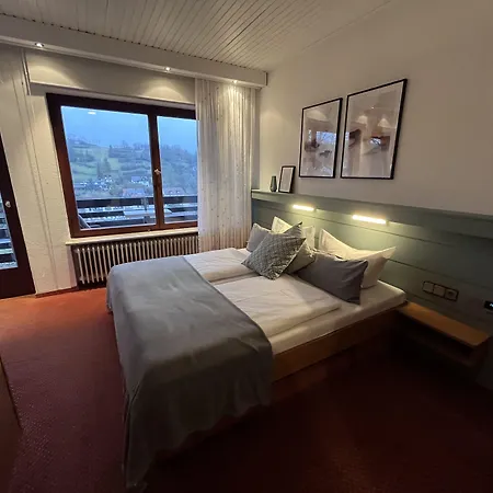 Pensionat Haus Am Wald Eltmann