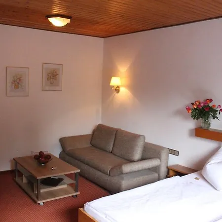 Pensionat Haus Am Wald Eltmann