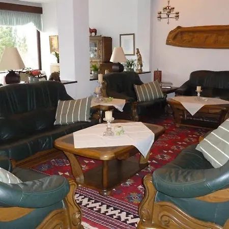 Haus Am Wald Konukevi 2*