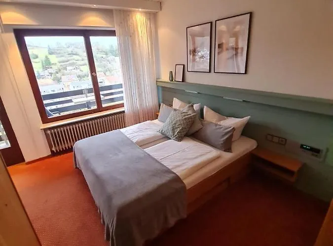 Pensjonat Haus Am Wald 4*